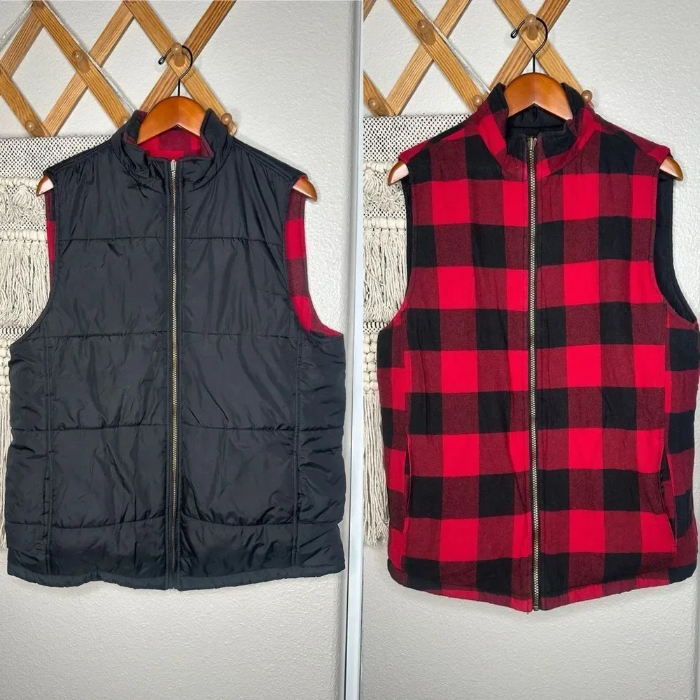 Weatherproof Reversible Black and Red Plaid Buffalo Check Men's Vest (Large)